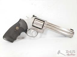 Smith & Wesson Model 686 .357 Mag With Original Box