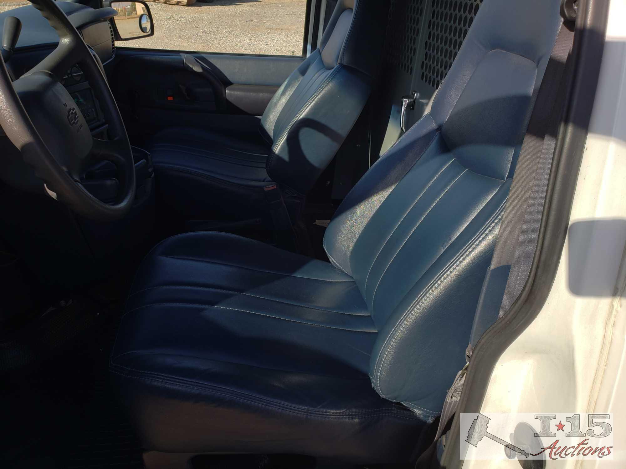 1998 Chevy Astro Cargo Van (Current Smog), CLEAN AUTO REPORT!!!