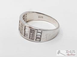 5 Assorted Rings Mostly Sterling Silver, 24g