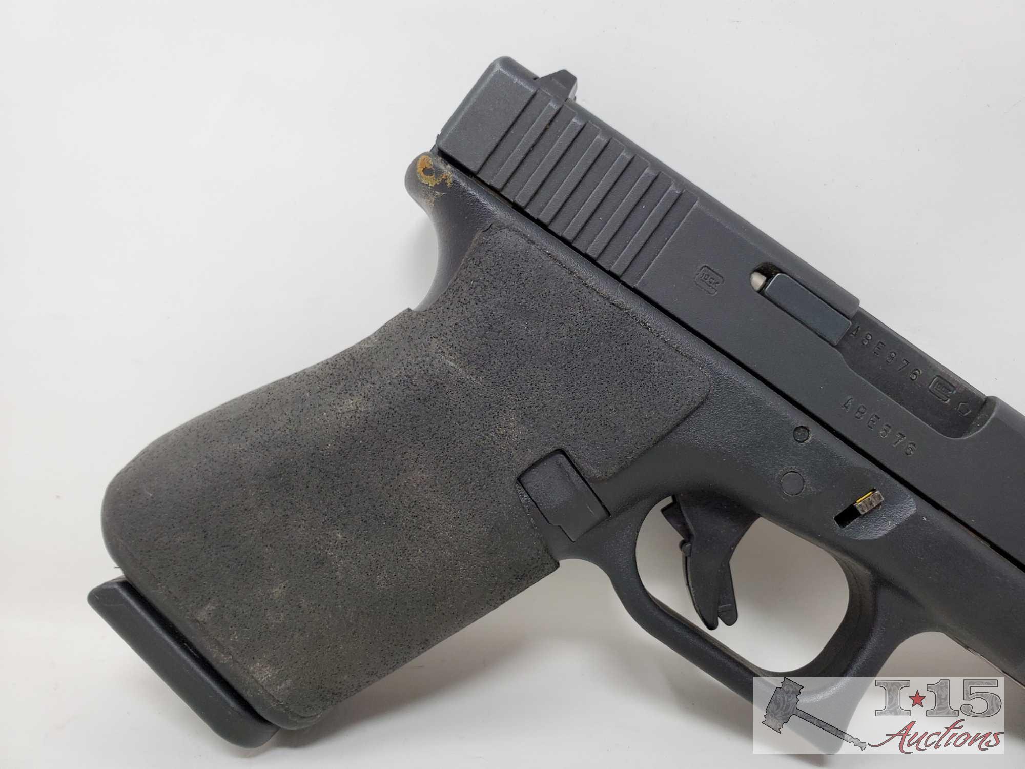 Glock 23 40S&W Semi-Auto Pistol with 10 Round Magazine
