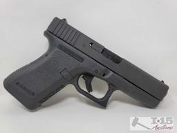 Glock 19 9mm Semi-Auto Pistol with Case