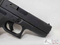 Glock 19 9mm Semi-Auto Pistol with Case