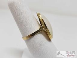 14k Gold Ring Weighs Approx 3.5g