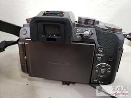Lumix G DMC-G7K 4K Digital Camera and 3 Lenses