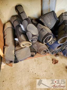 Approximately 18 pairs of Front and Rear Rear Professional Choice Splint Boots