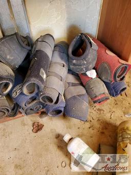 Approximately 18 pairs of Front and Rear Rear Professional Choice Splint Boots