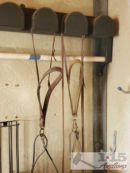 2 Tie Downs