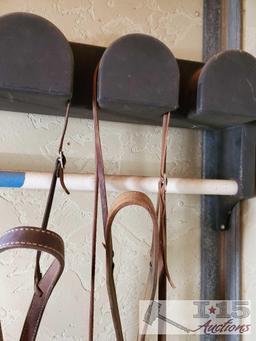 2 Tie Downs
