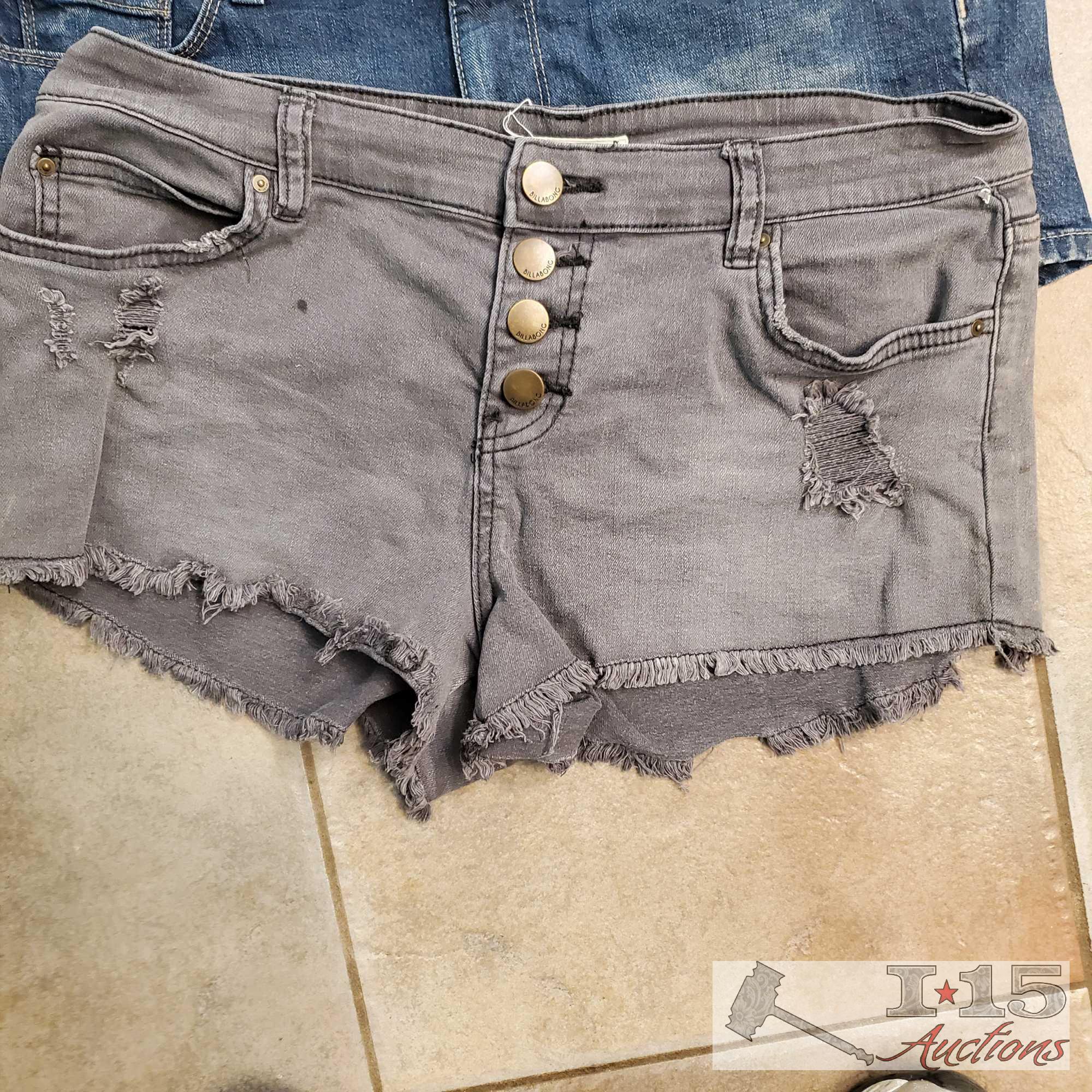 Approximately 12 Pairs of Ladies Shorts