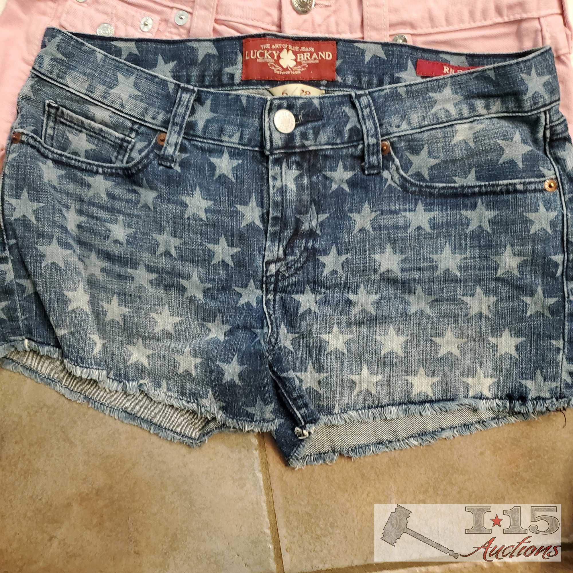 Approximately 12 Pairs of Ladies Shorts