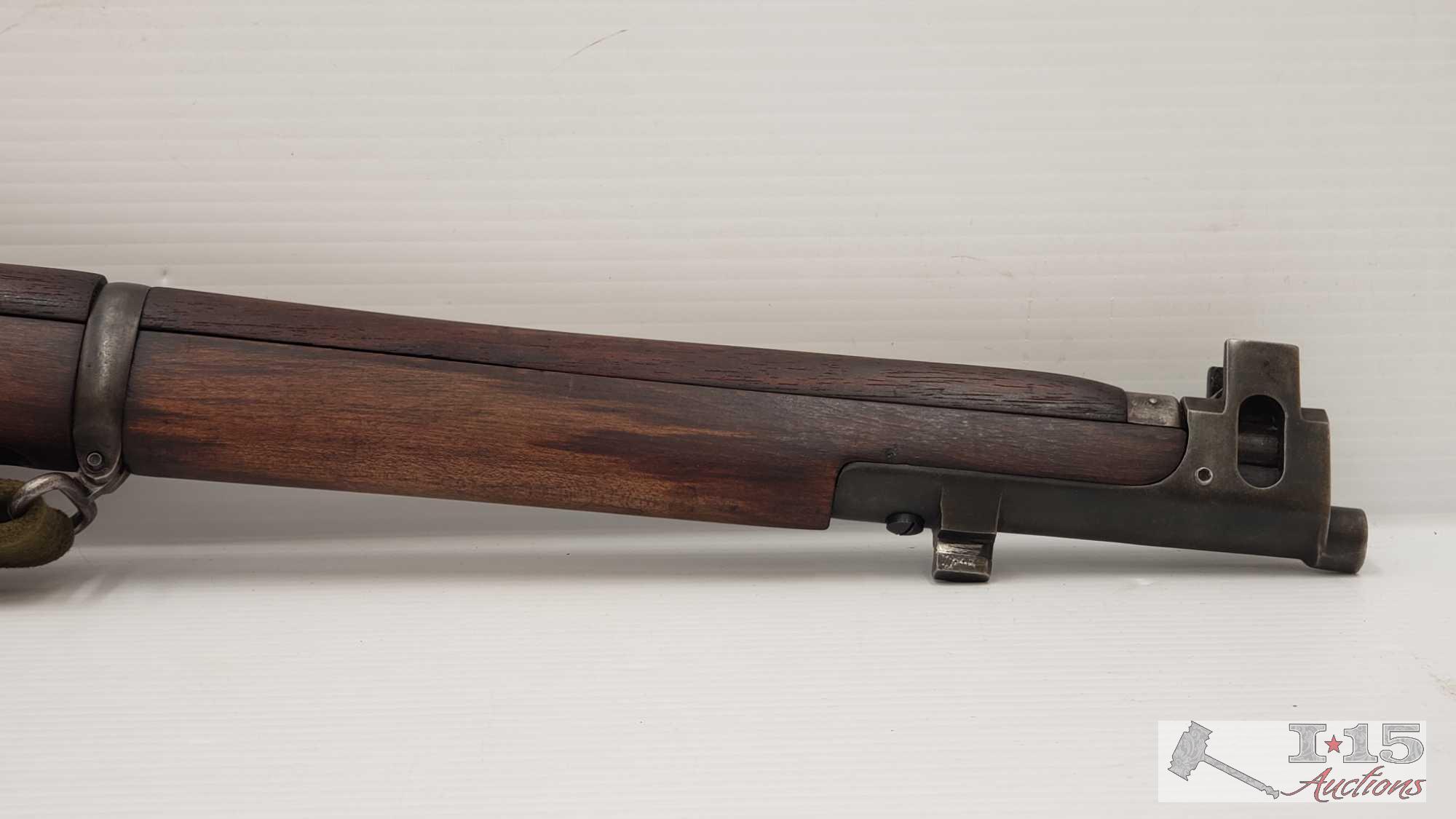 Lee-Enfield Mark lll 7.62 Bolt Action Rifle with Magazine