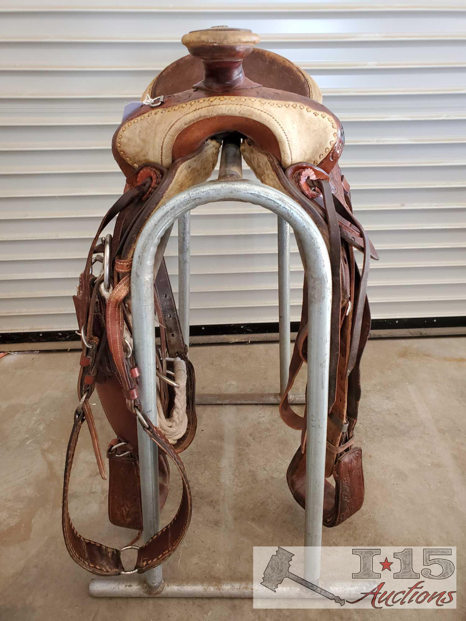 Fallis Saddlery Monte Foreman Balanced Ride Buck Stitched Saddle w/ Matching Breast Collar
