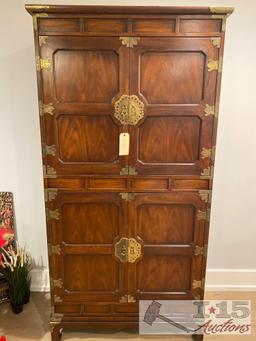 Decretive Wooden Liquor Cabinet with RGB LEDs
