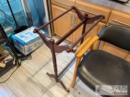 2 Chairs, Table, Clothes Drying Rack