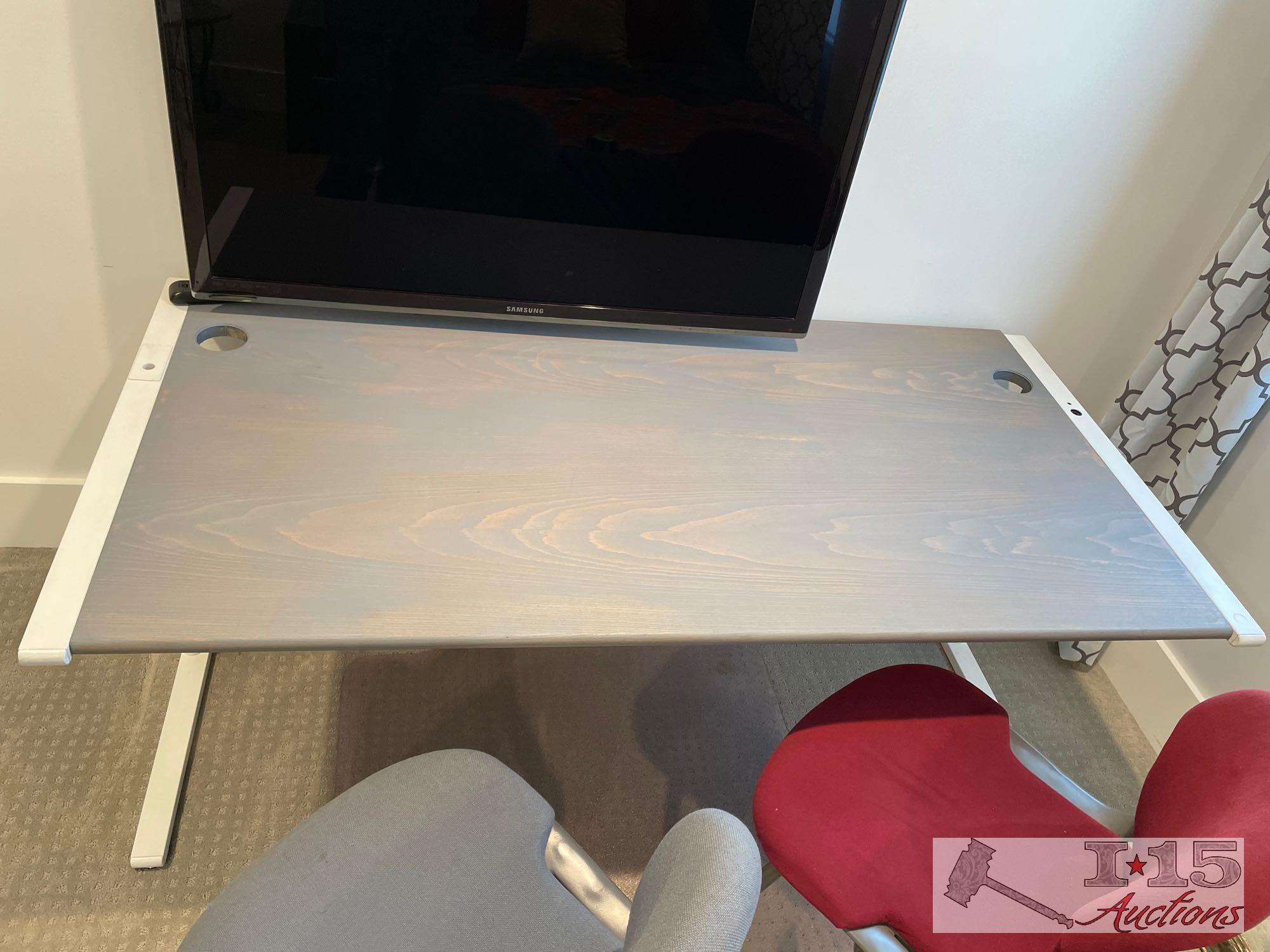 Desk With 2 Chairs And Office Chair Mat