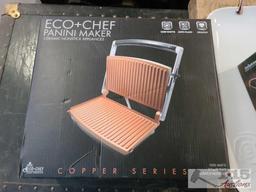 Porcelain Plate. Panini Maker. Wine Aerator