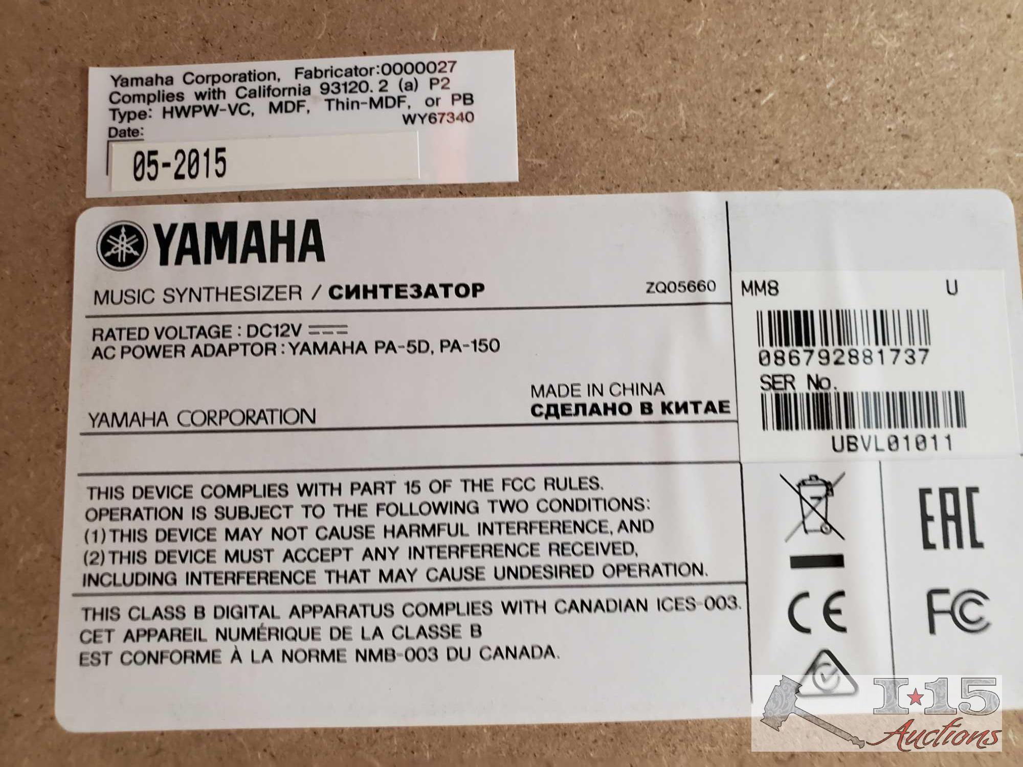 Yamaha MM8 Keyboard