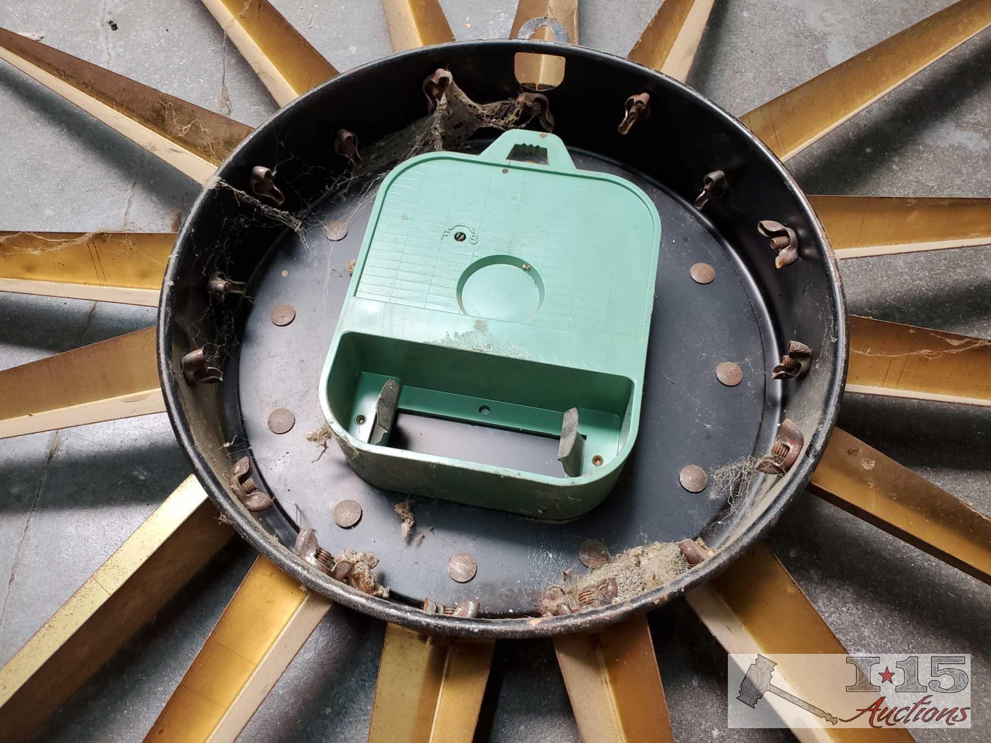 Vintage Starburst Clock