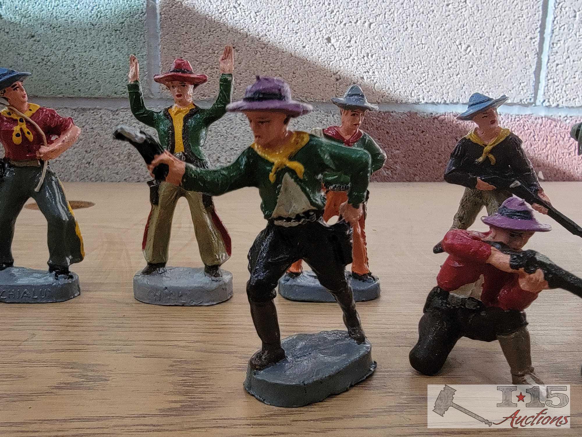 1950s Chialu Figures