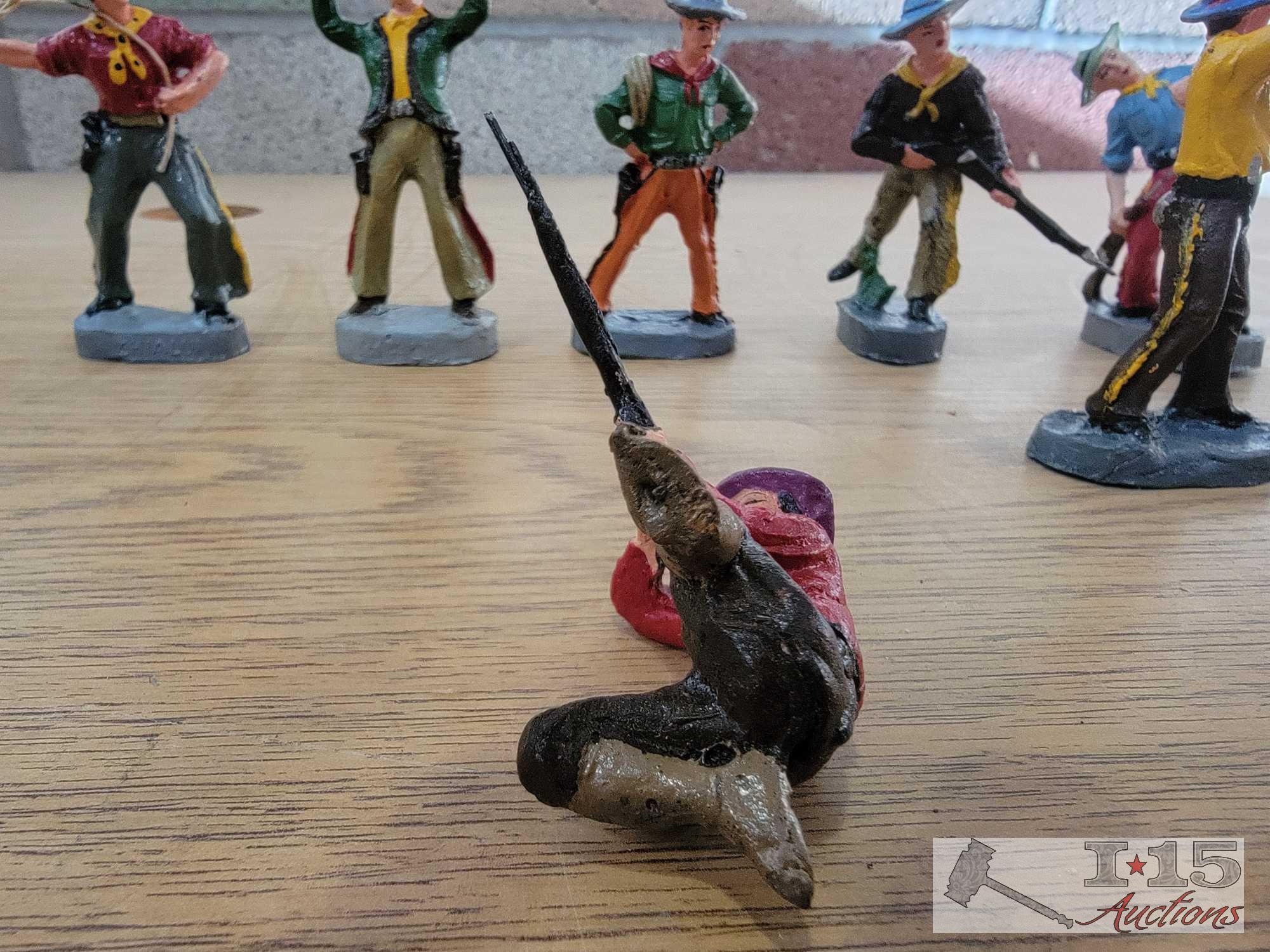 1950s Chialu Figures