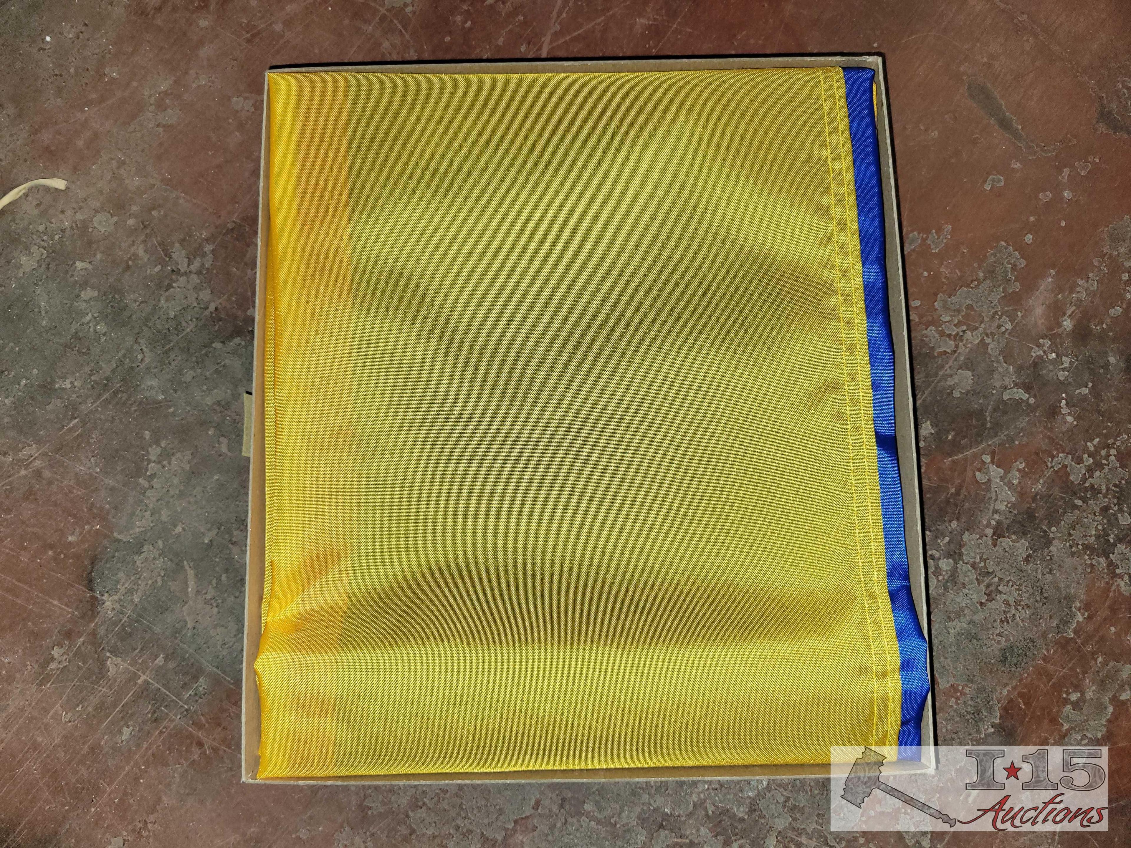 (21) Nylon Flags