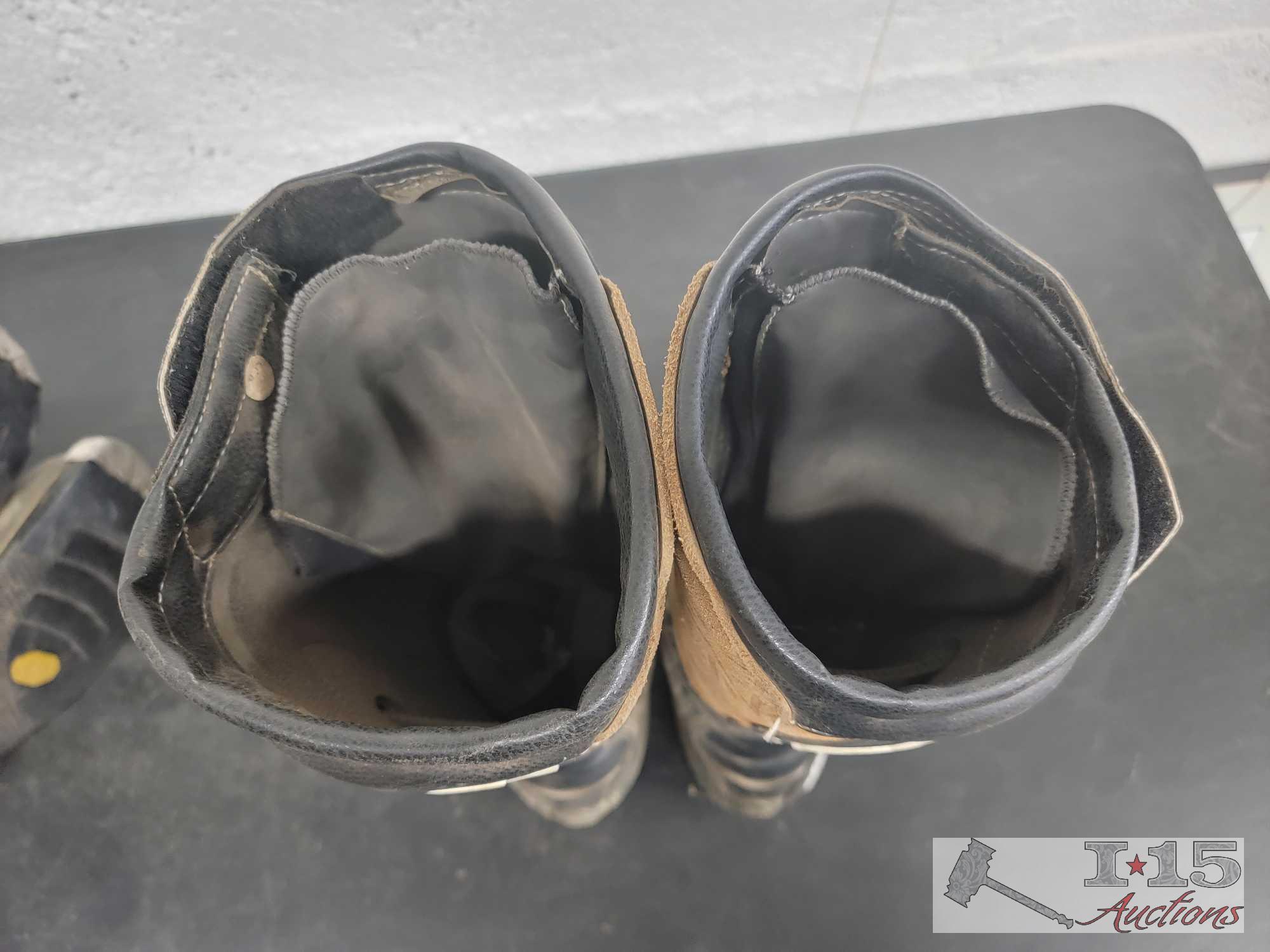 Alpine Star Tech 8 and Vintage Gaerne Riding Boots
