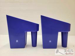NEW!!! (2) 1Qt. Feed Scoops