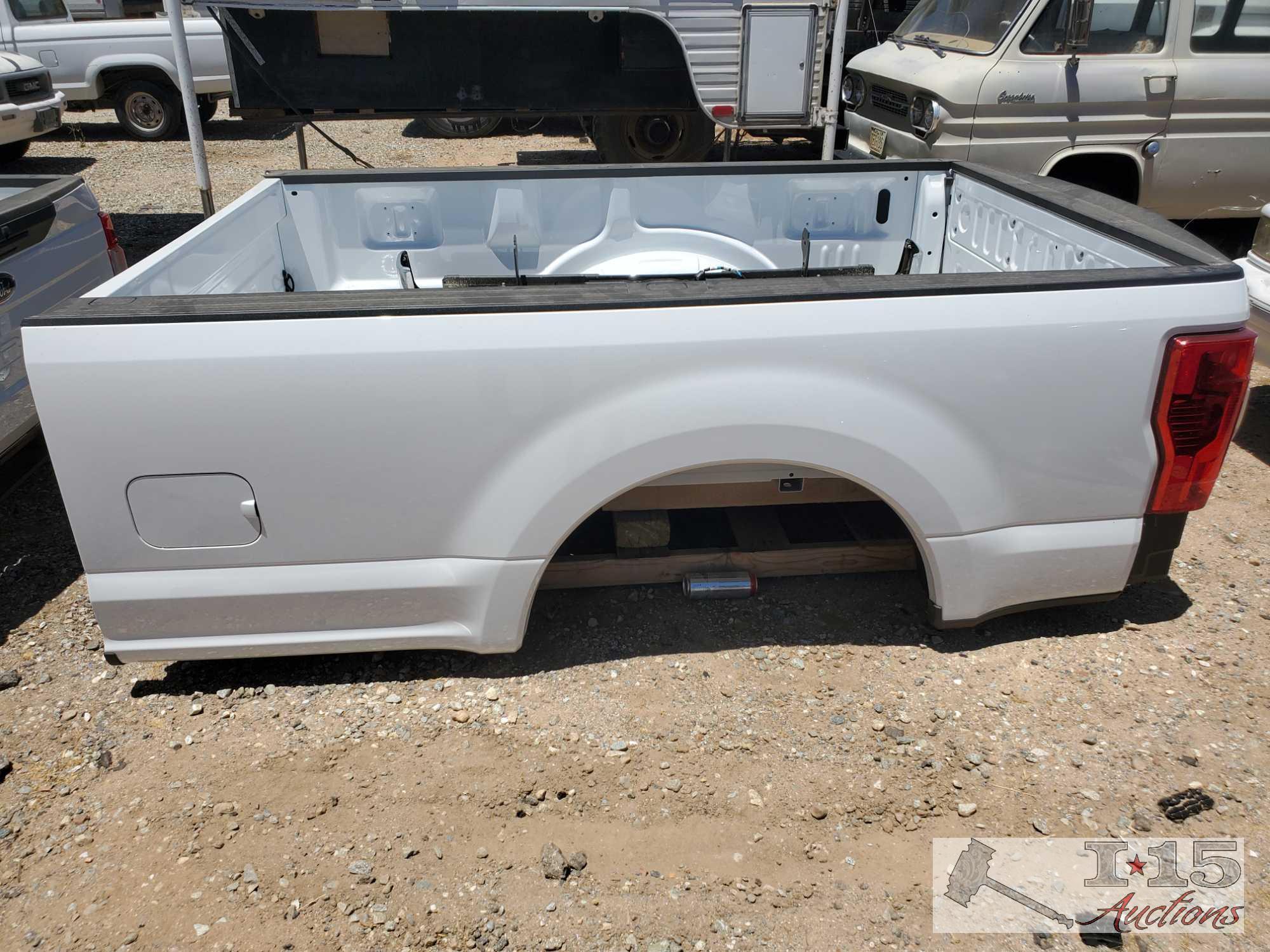 NEW!! 2022 Take Off Bed with Bumper