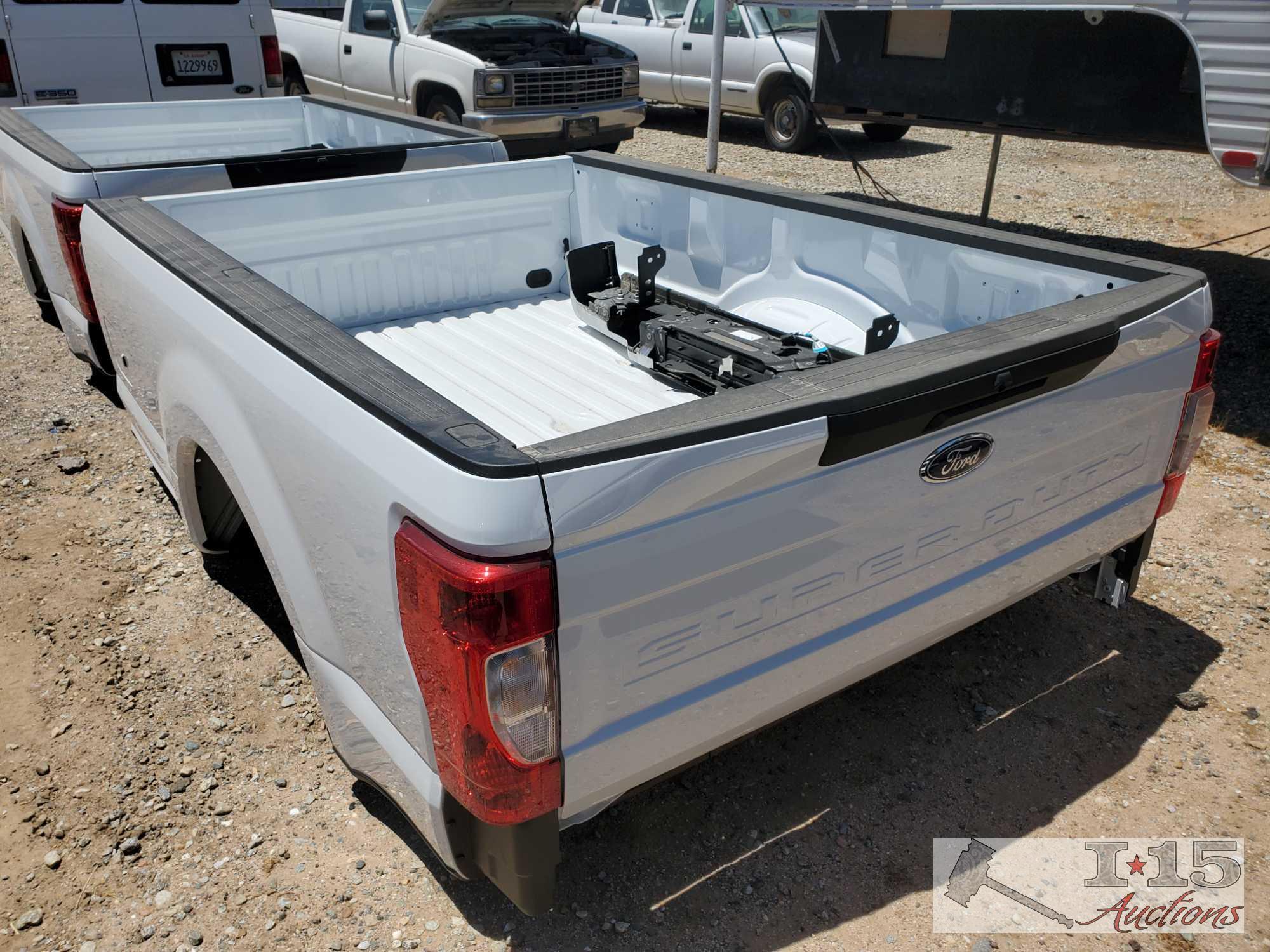 NEW!! 2022 Take Off Bed with Bumper