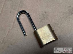 Pallet of Approx 480 Combination Master Key Locks