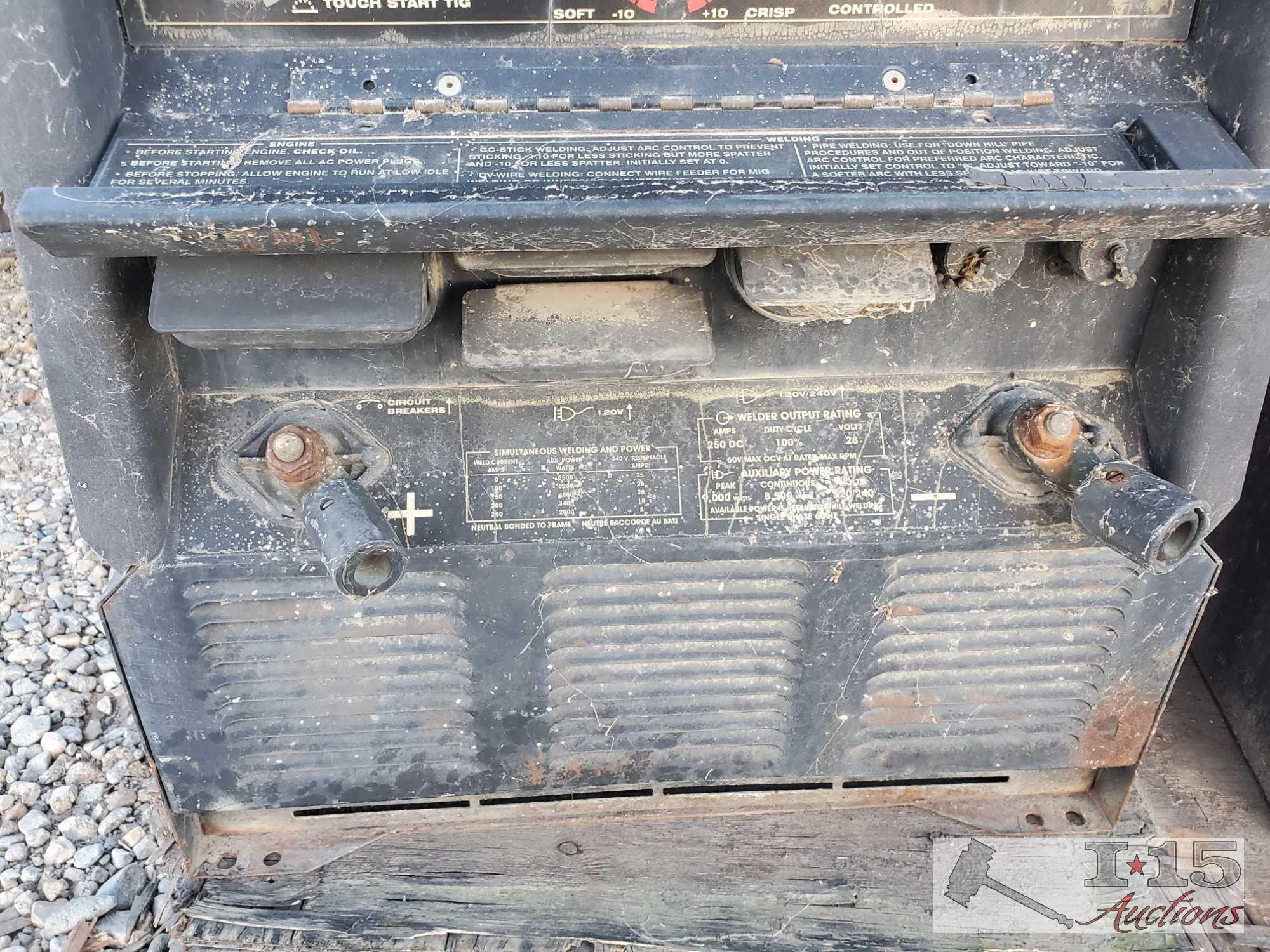 2009 Lincoln Ranger 9 Welder