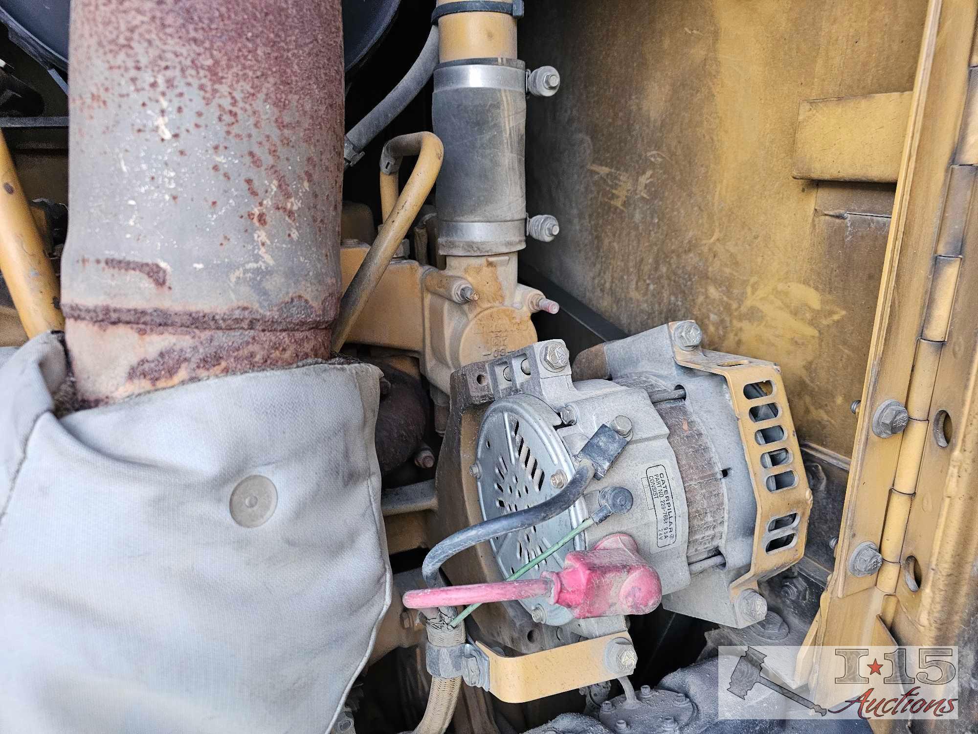 2005 Caterpillar Grader 143H