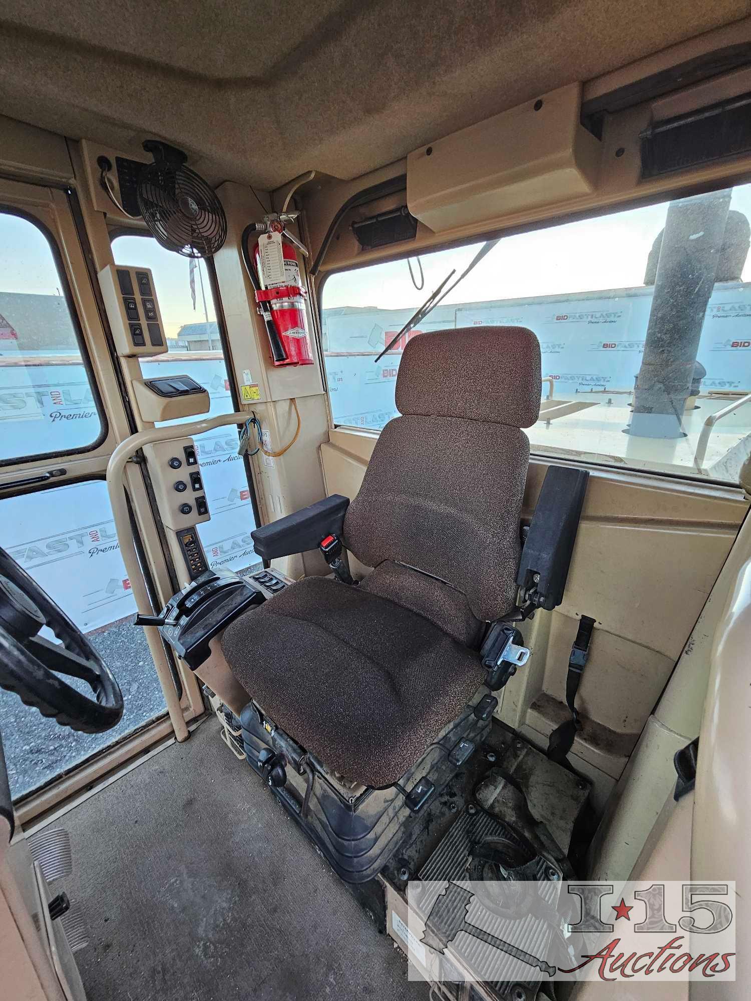 2005 Caterpillar Grader 143H