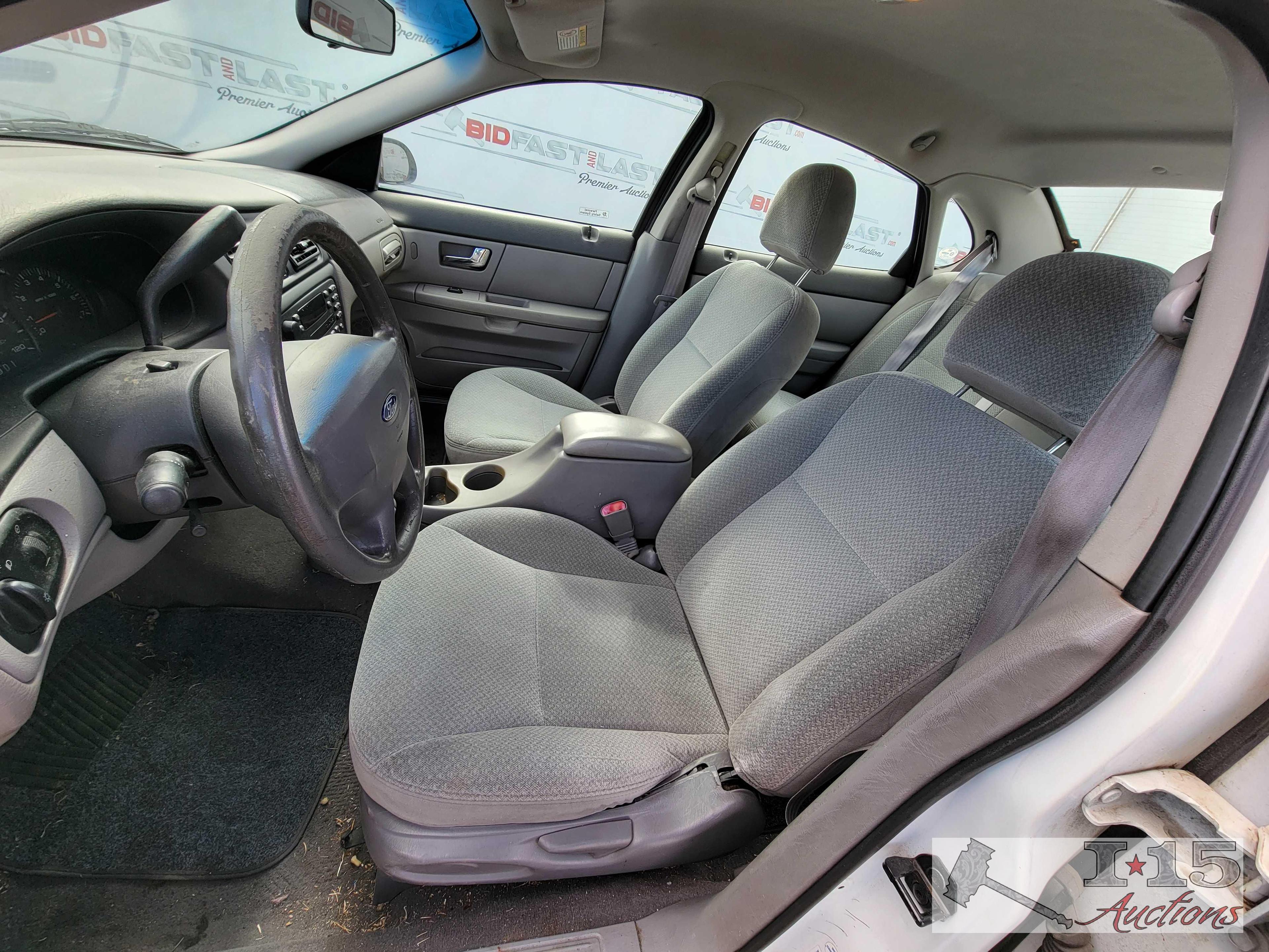 2000 Ford Taurus