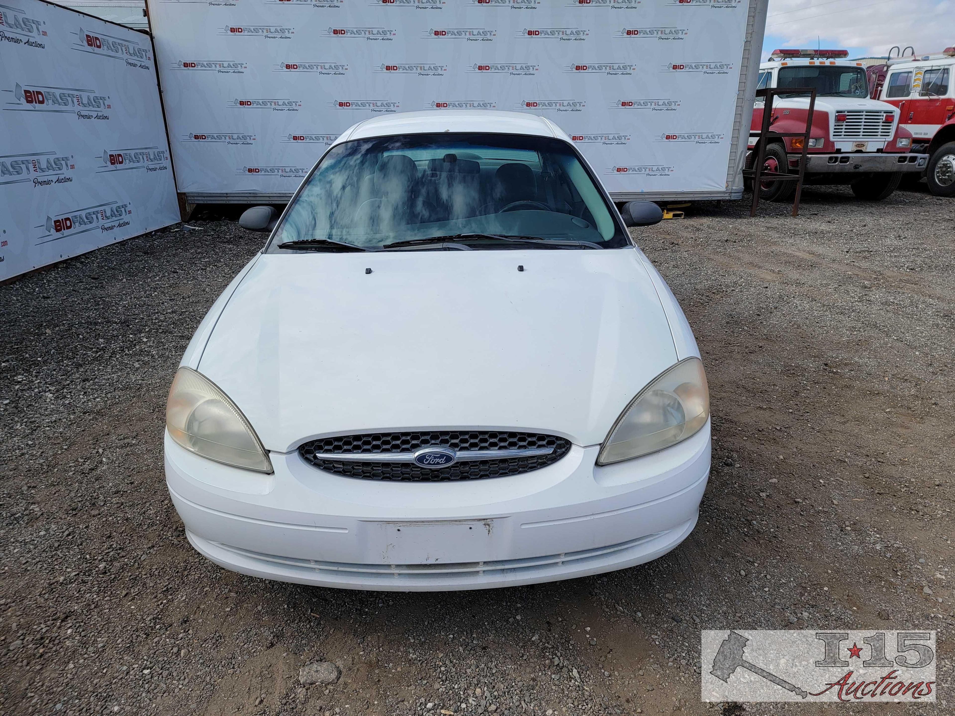 2000 Ford Taurus
