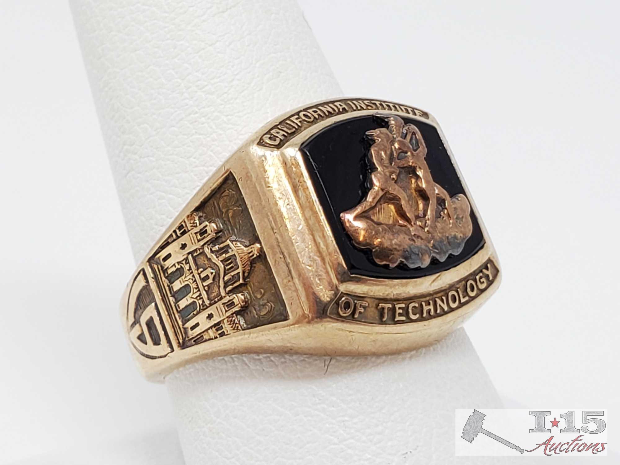 10k Gold 1943 Class Ring, 12.7g