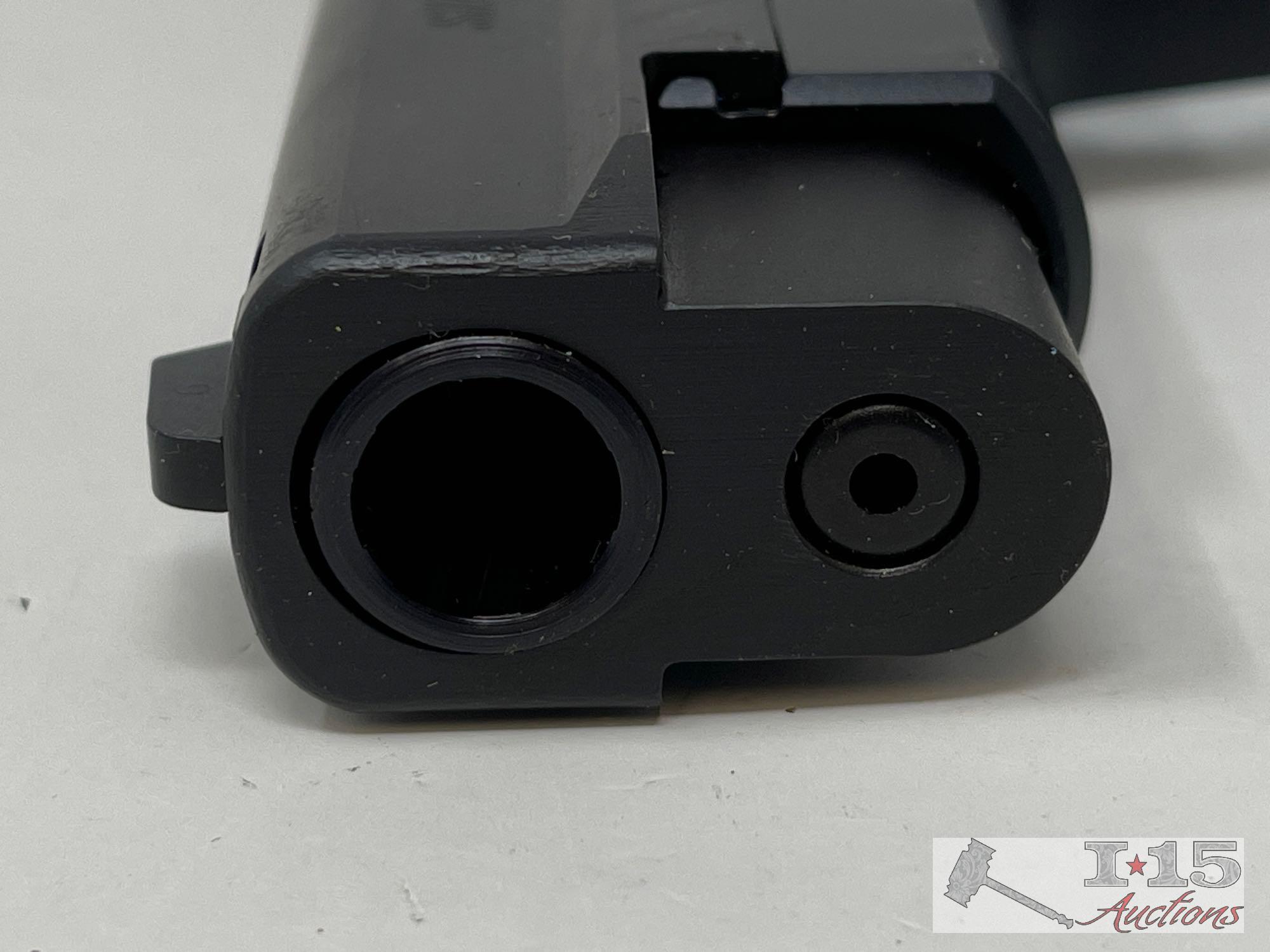 Sig Sauer P220 .45 Auto Semi-Auto Pistol