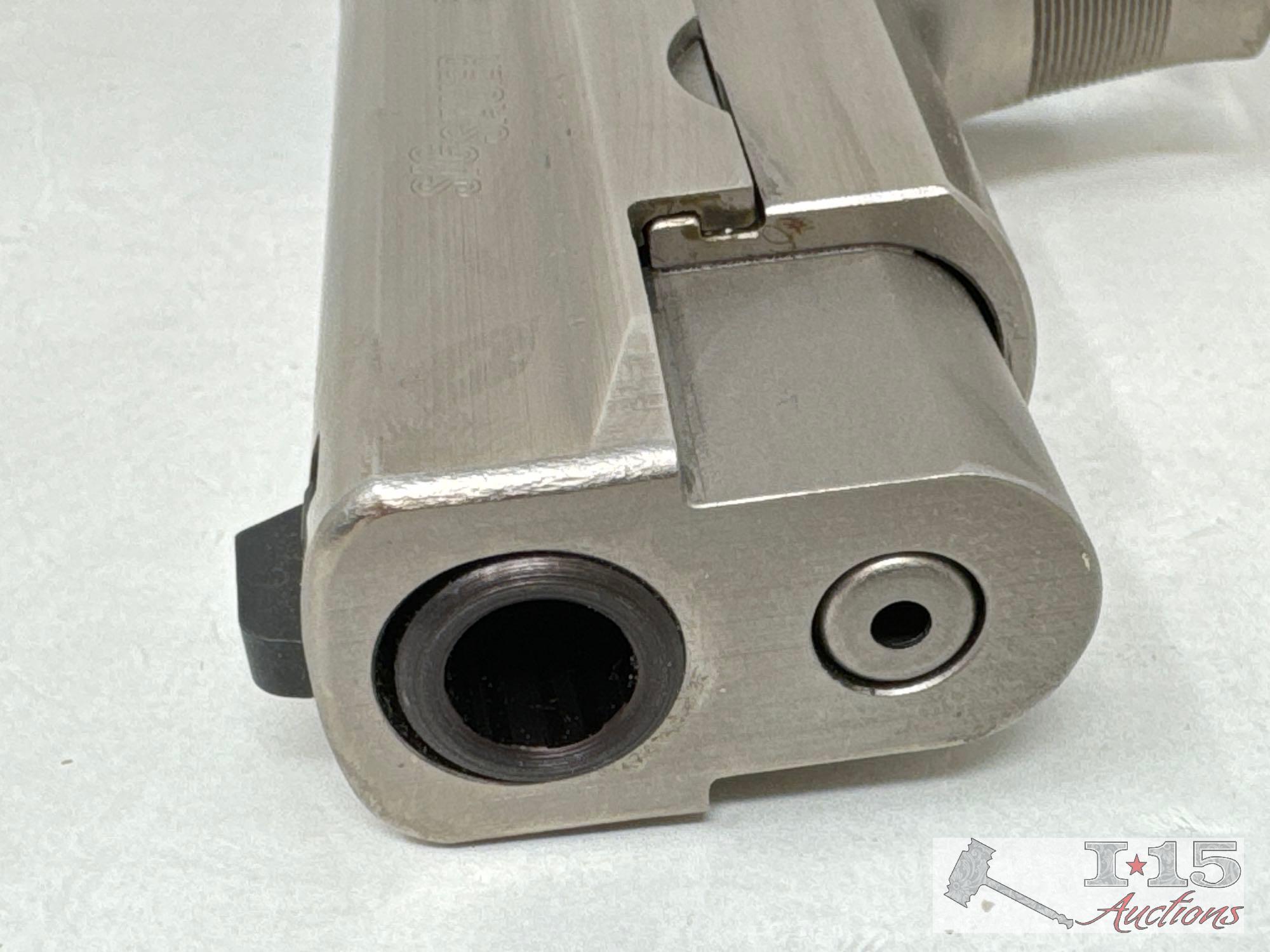 Sig Sauer P226 9mm Semi-Auto Pistol