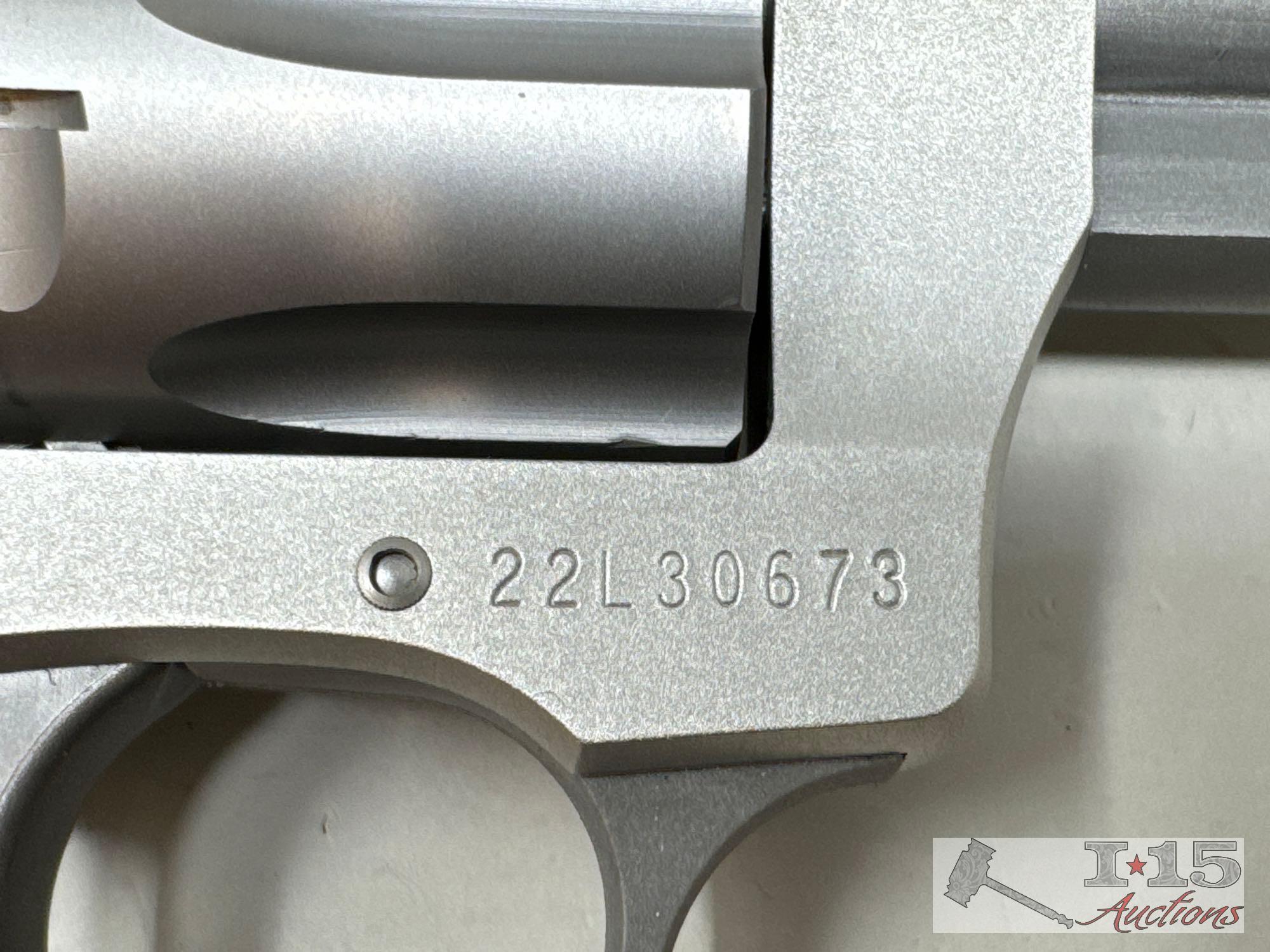 Charter Arms UnderCovorette .32 mag Double Revolver