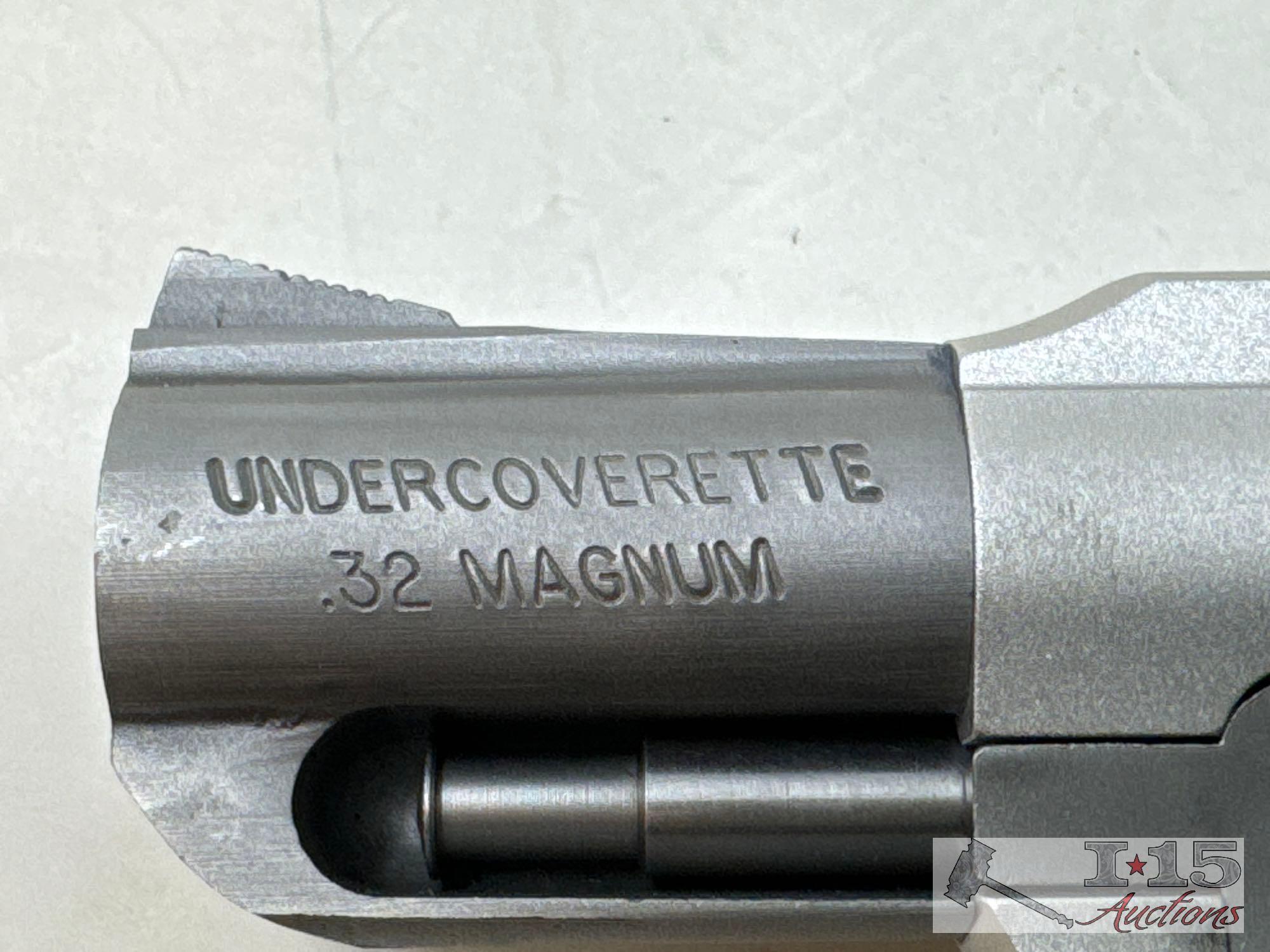 Charter Arms UnderCovorette .32 mag Double Revolver