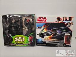 (2) Star Wars Collectables
