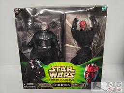 (2) Star Wars Collectables