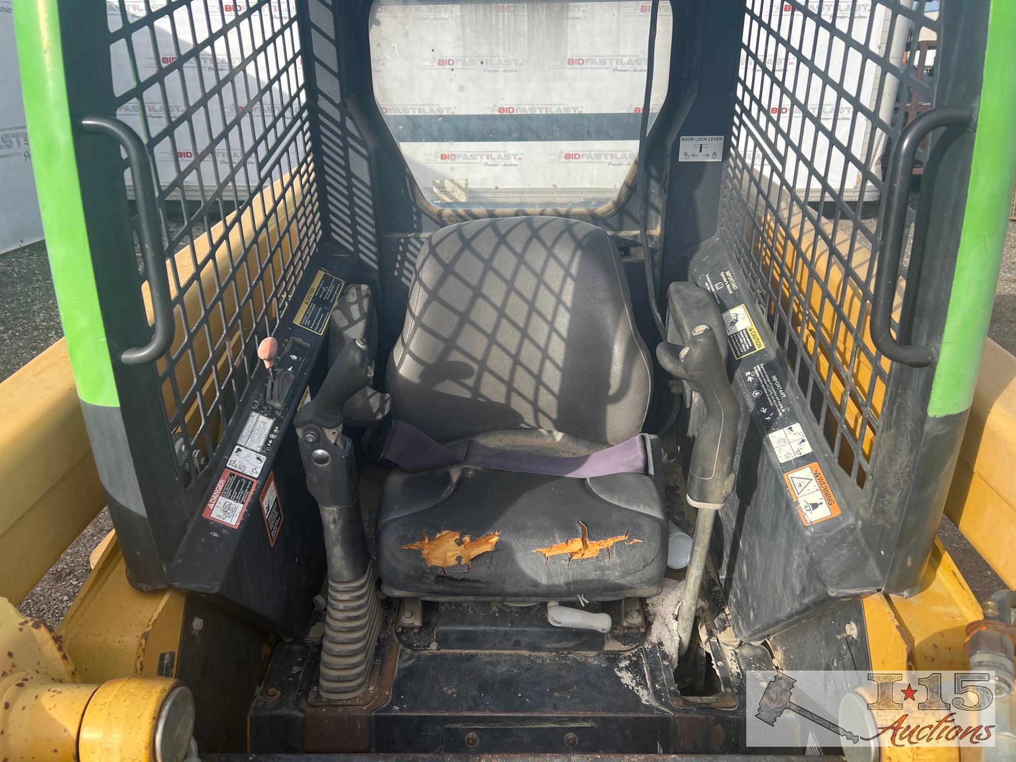 John Deere 320 Skid Steer