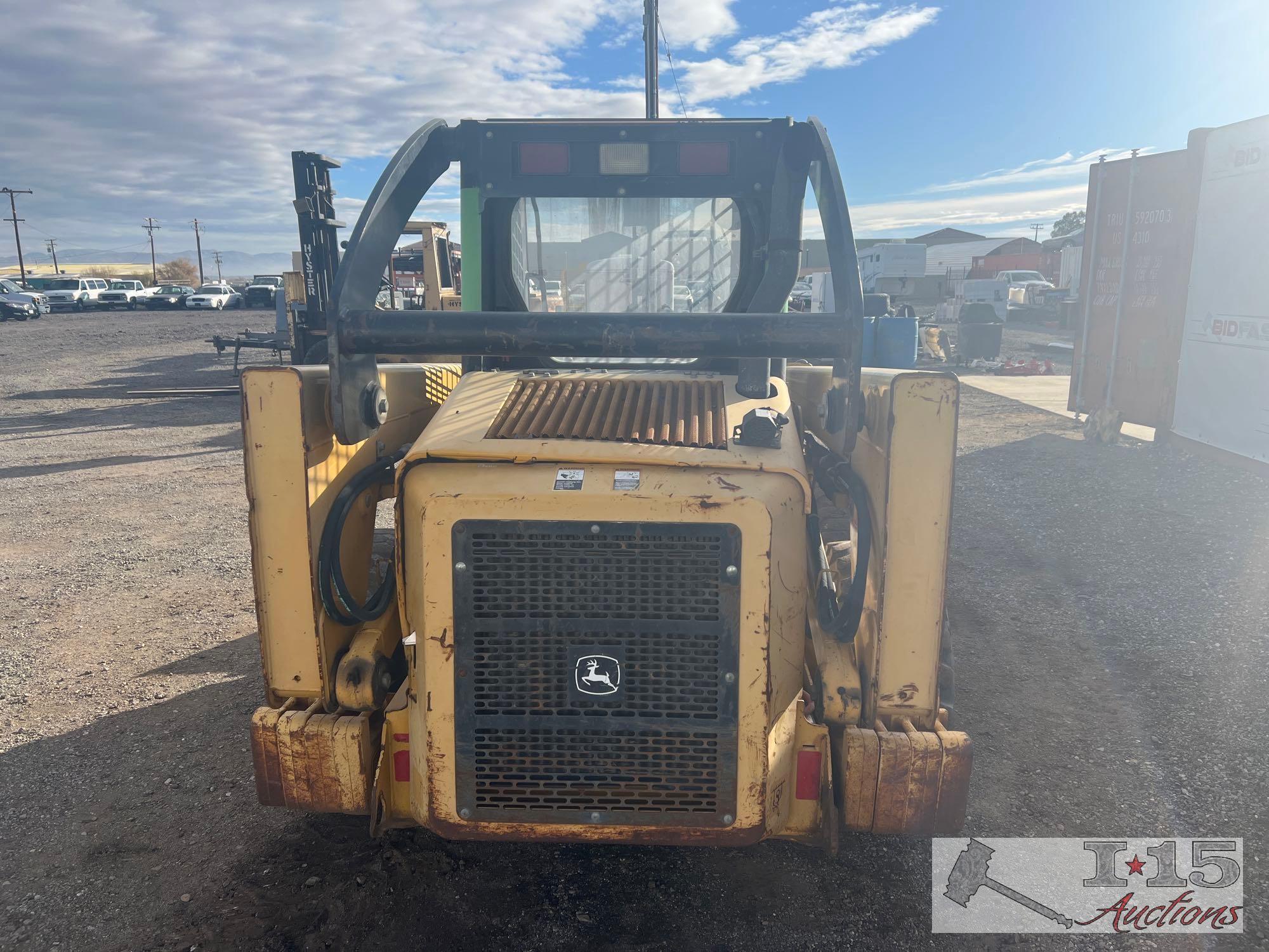 John Deere 320 Skid Steer