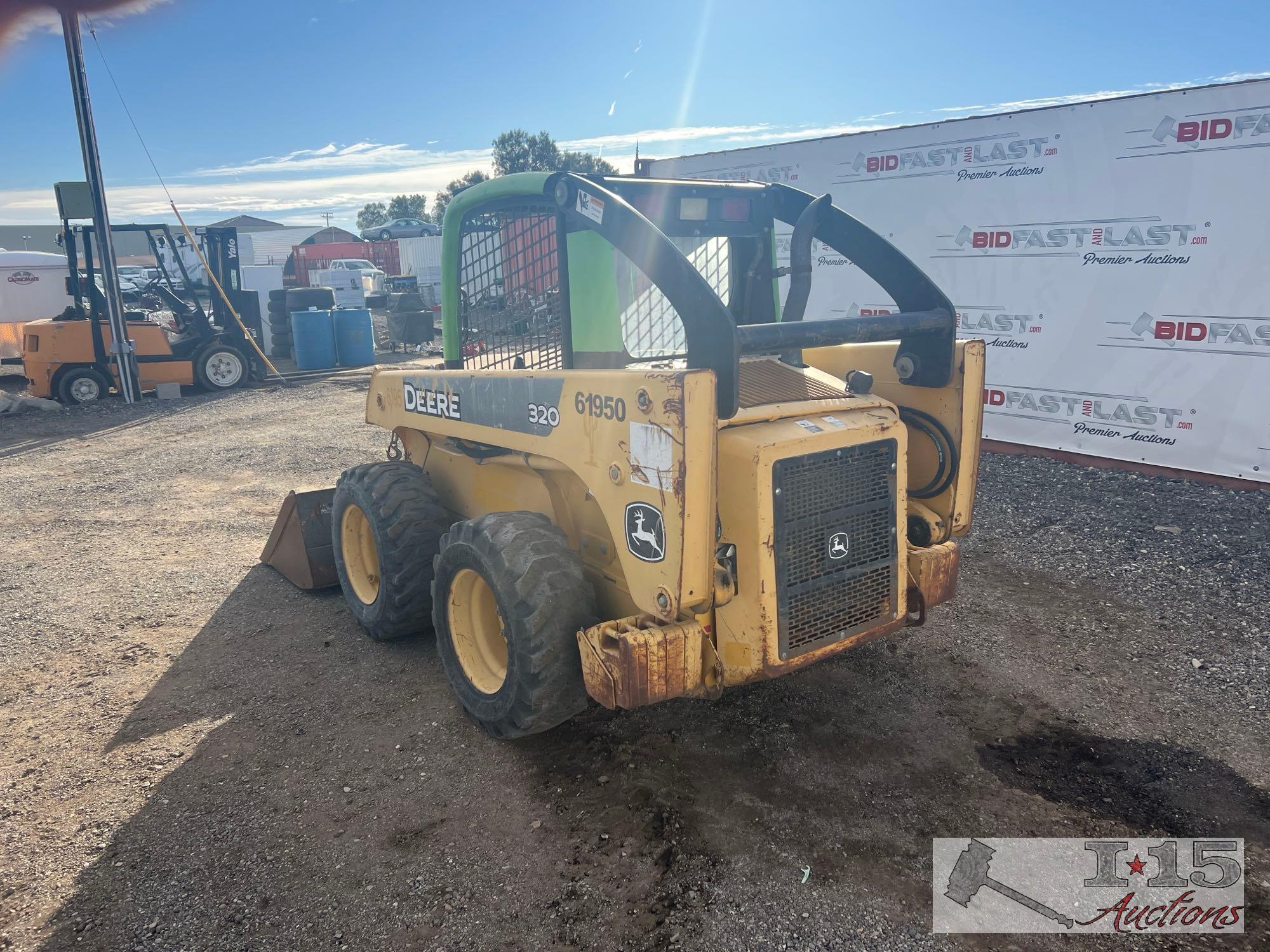 John Deere 320 Skid Steer