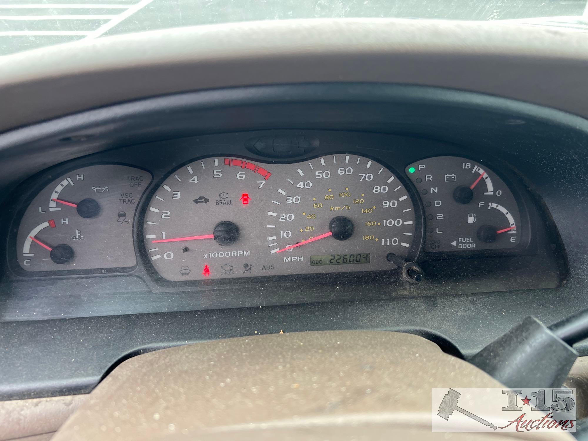 2004 Toyota Sequoia