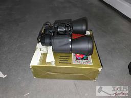 (3) Binoculars with Cases