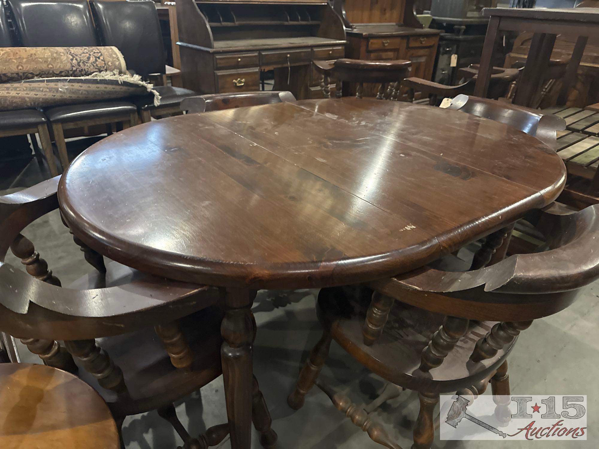 Vintage dining room table with 4 chairs