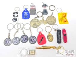 (17) Keychains