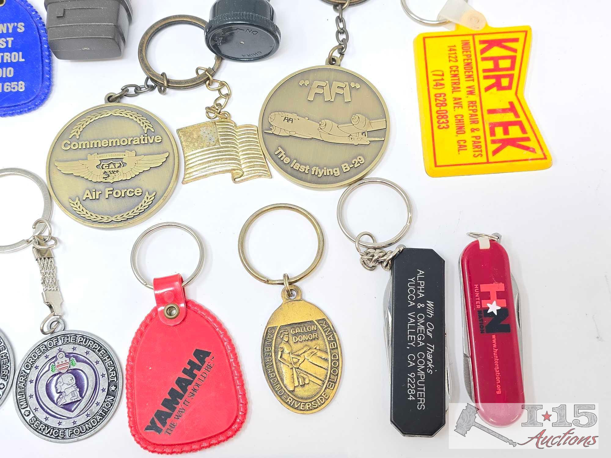 (17) Keychains